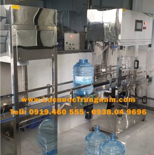 Automatic filling machine of 20 liters, 21 liters