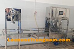 Dây chuyền chiết rót và đóng nắp tự động bình 20 lít với nước tinh khiết, nước Ion kiềm điện giải Alkaline